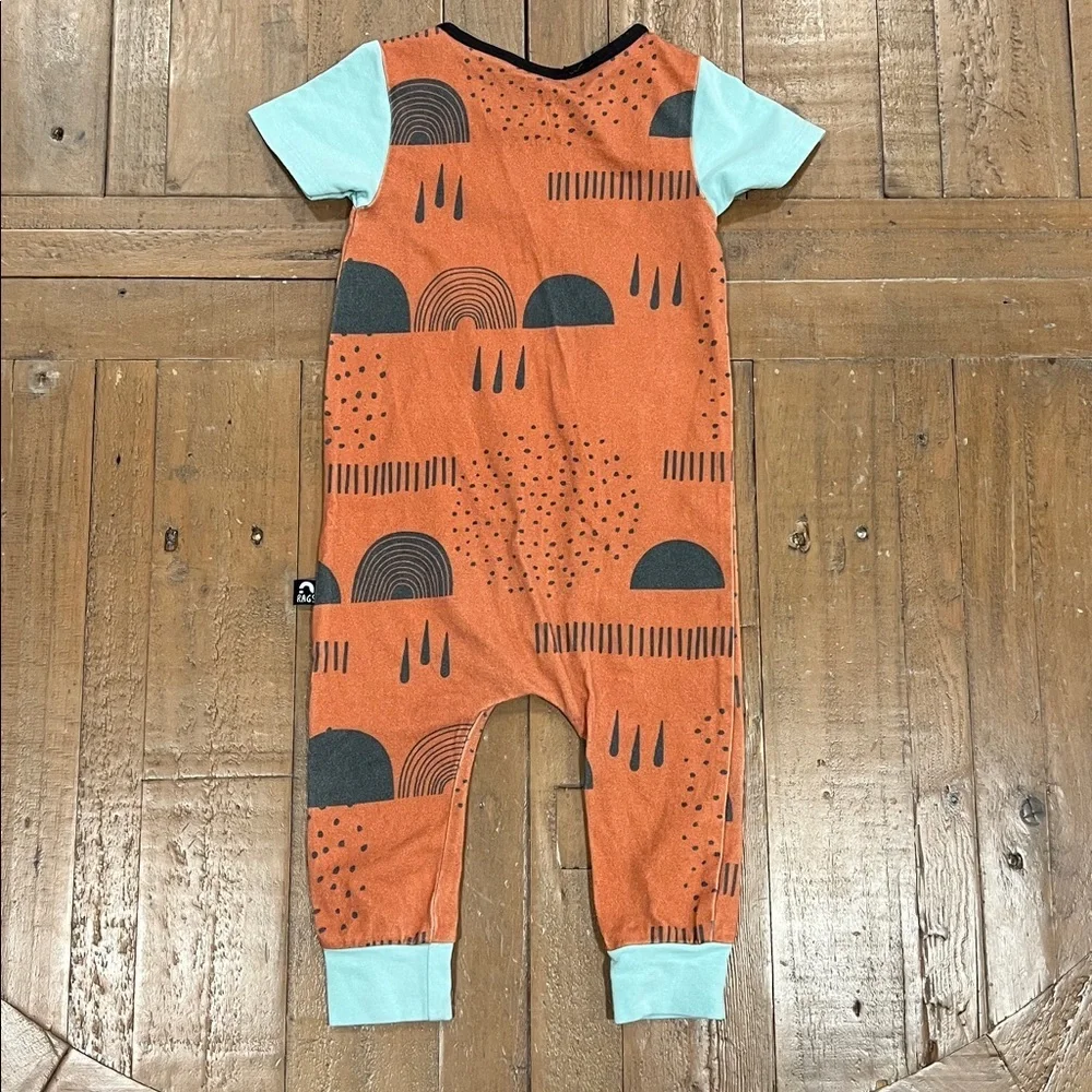 Rags to Raches short sleeve